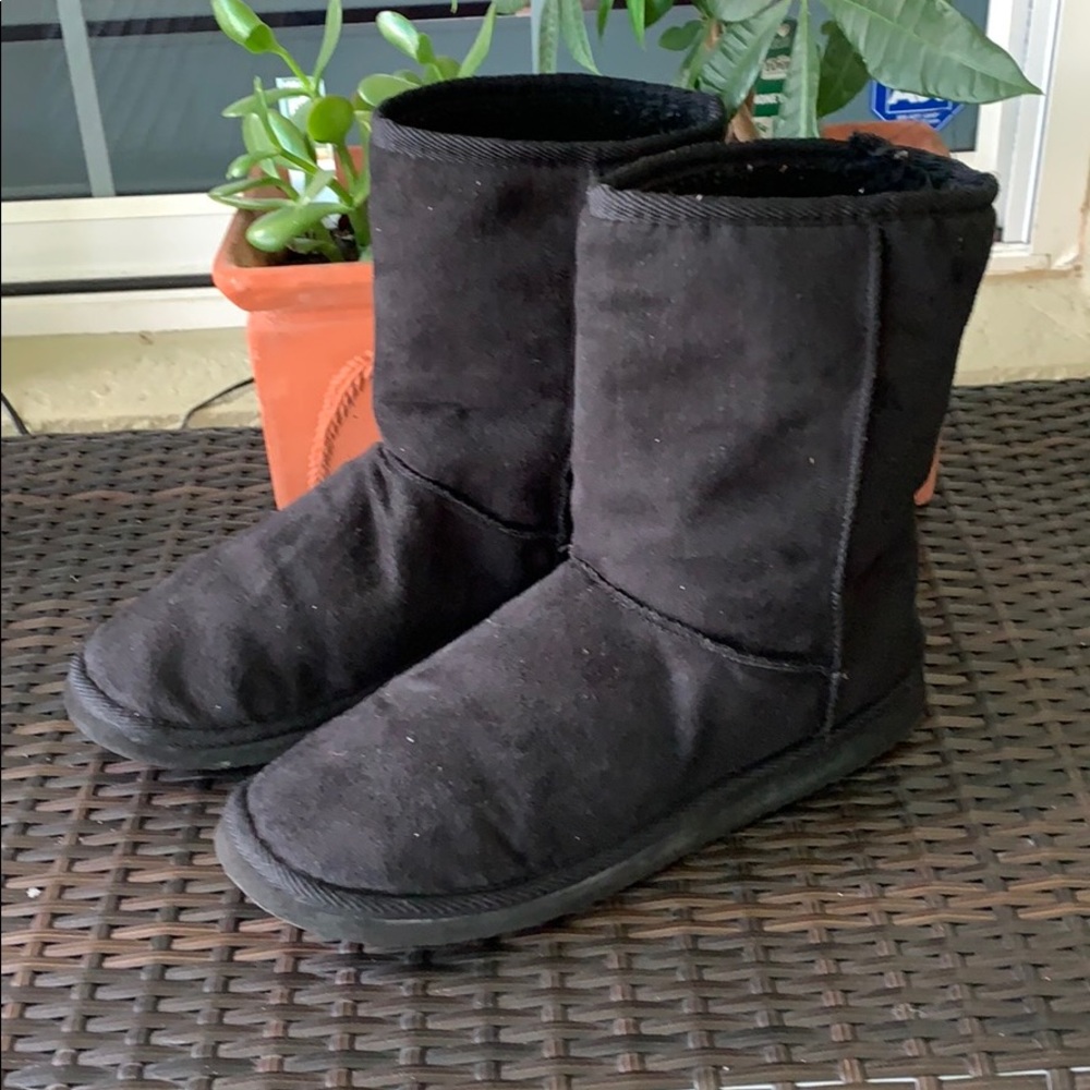 Black Snuggles Boots